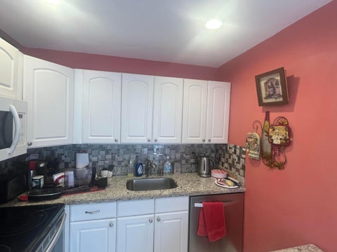 Tiny photo for 526 Normandy Lane, Delray Beach, FL 33484 (MLS # B26034655)