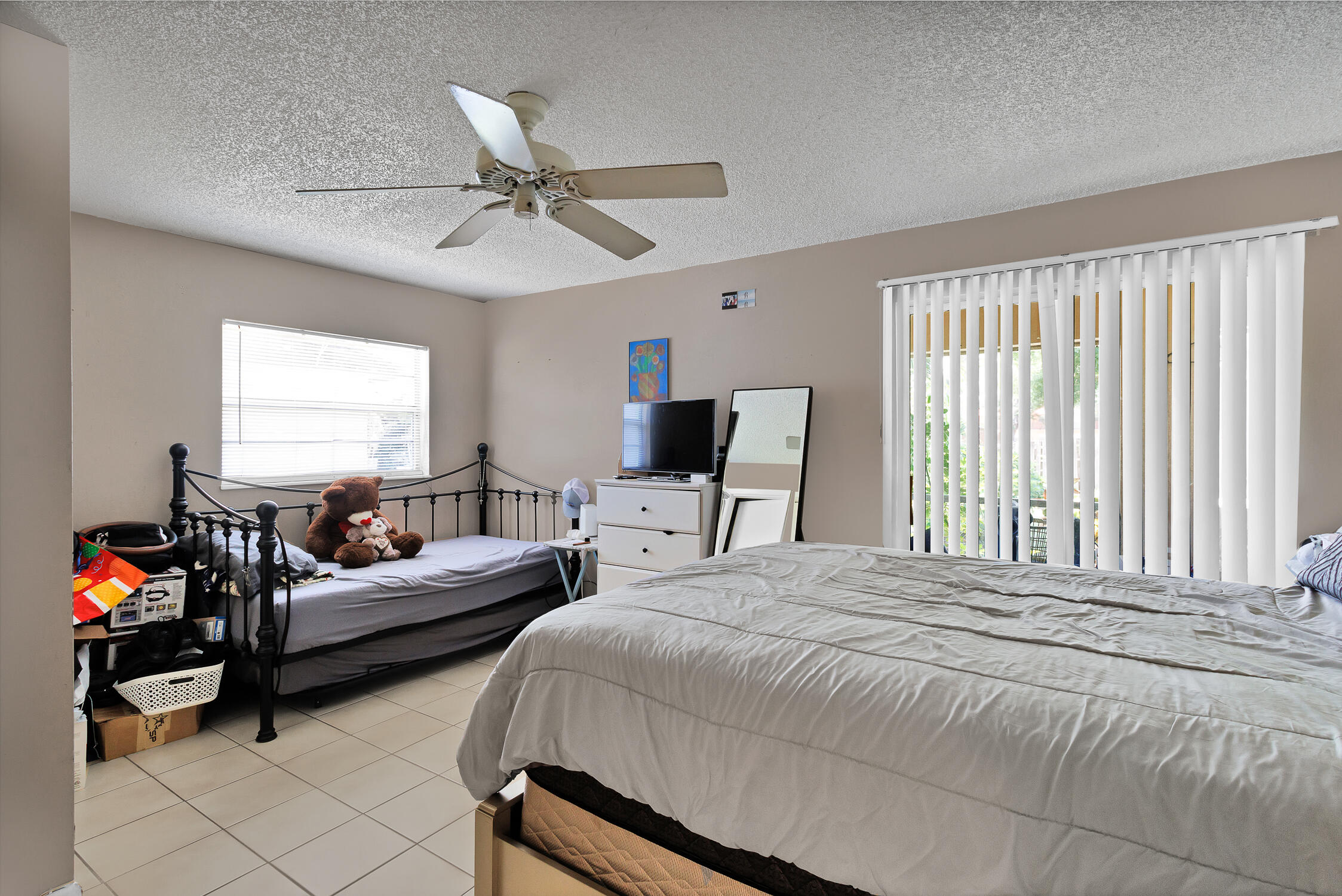 VANTRICIAN SUBDIVISION - Residential Income