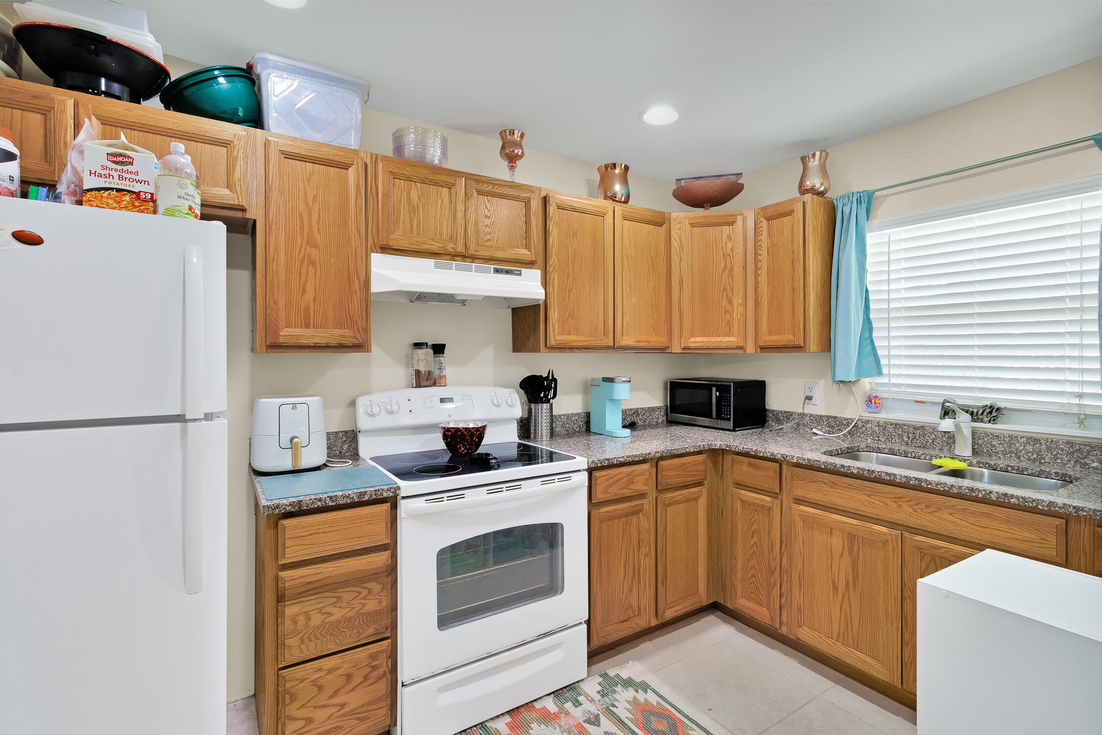 VANTRICIAN SUBDIVISION - Residential Income