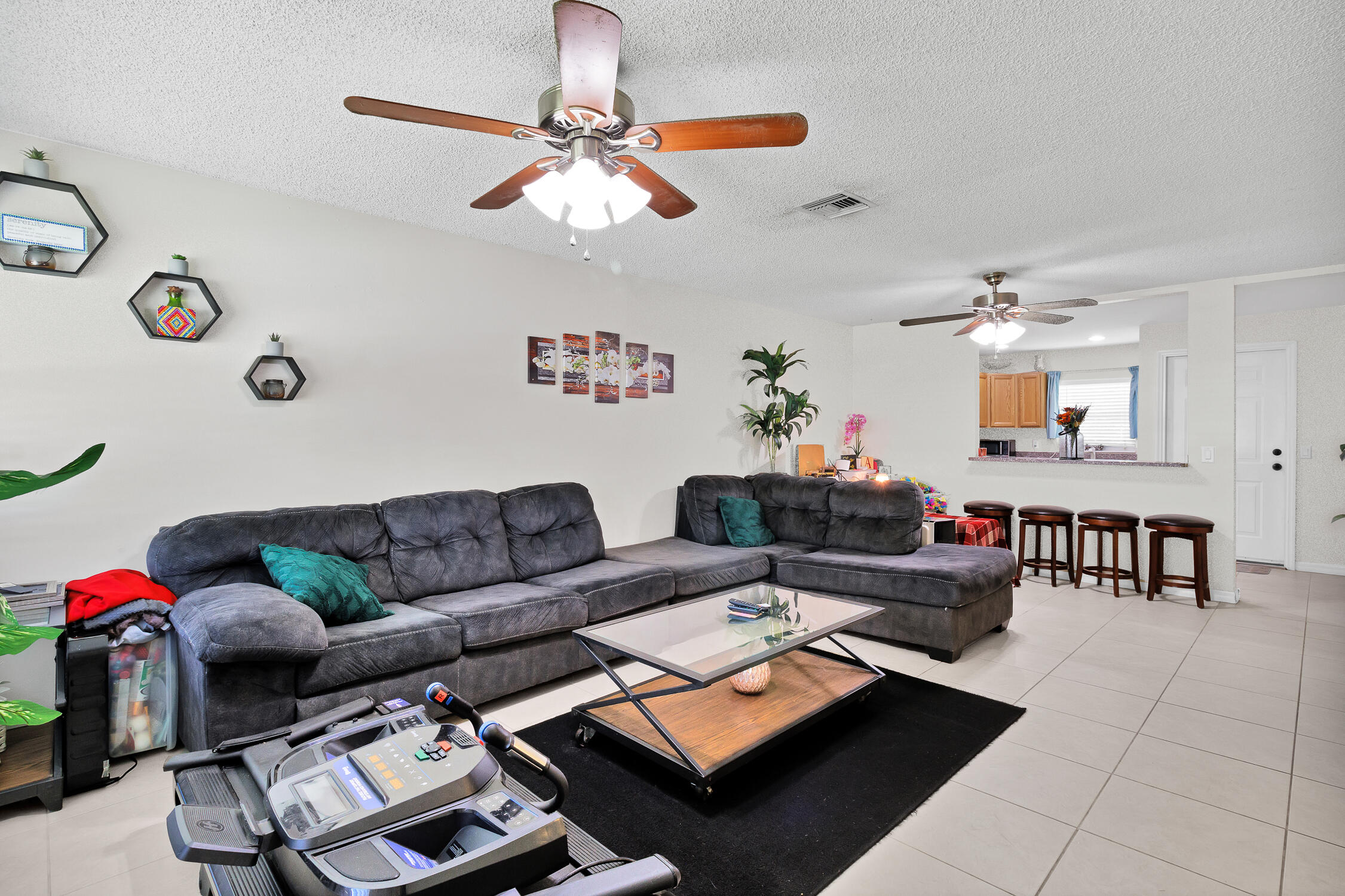 VANTRICIAN SUBDIVISION - Residential Income