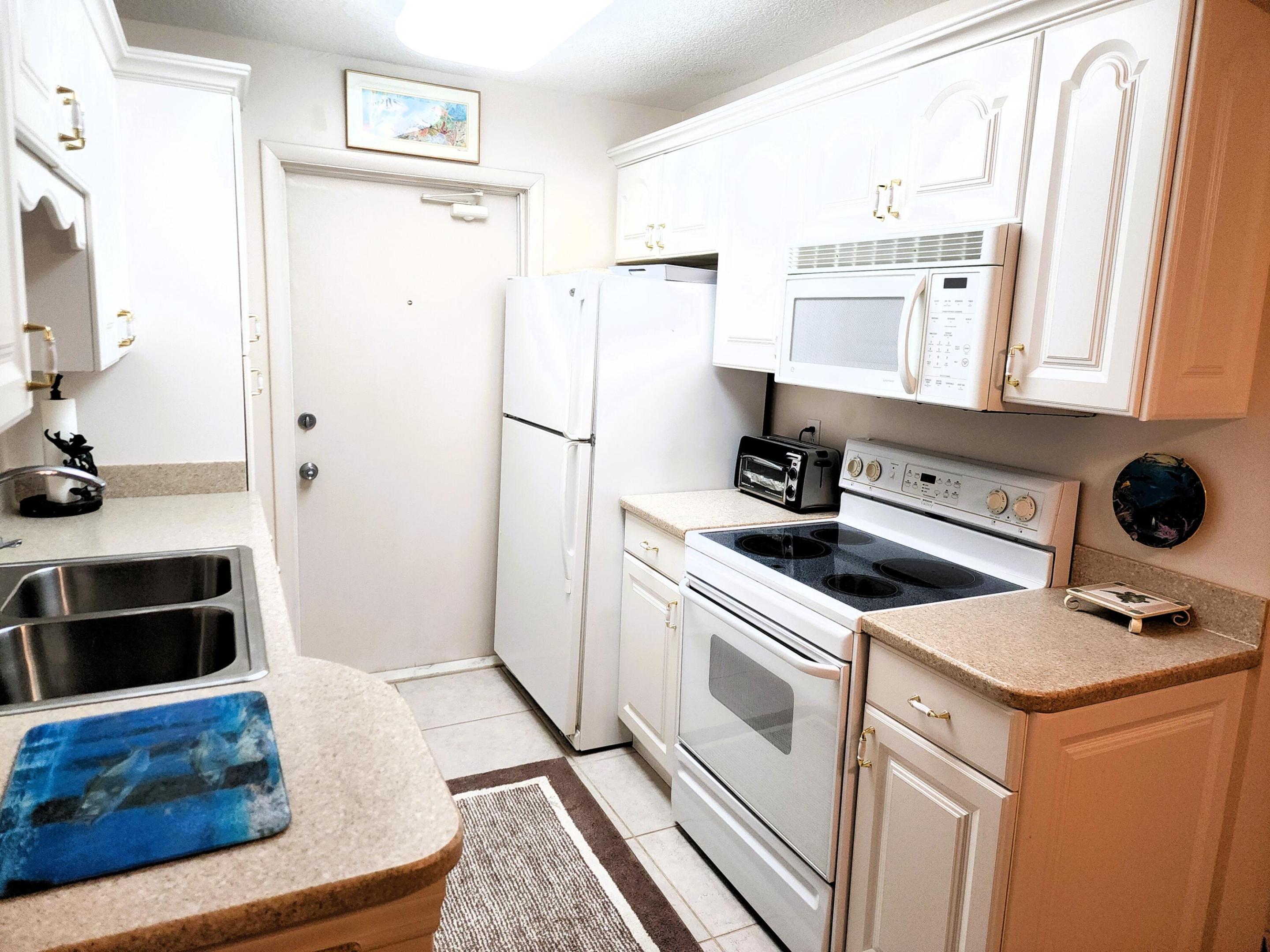 LAKE COLONY APTS TWO INC - Residential