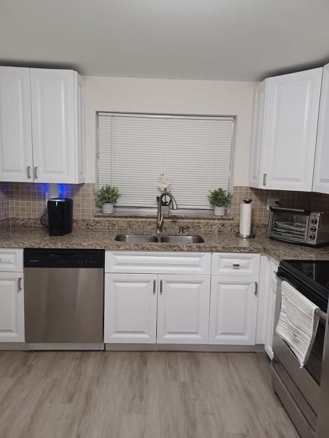 9201 Sunrise Lakes Blvd 104 Sunrise FL 33322