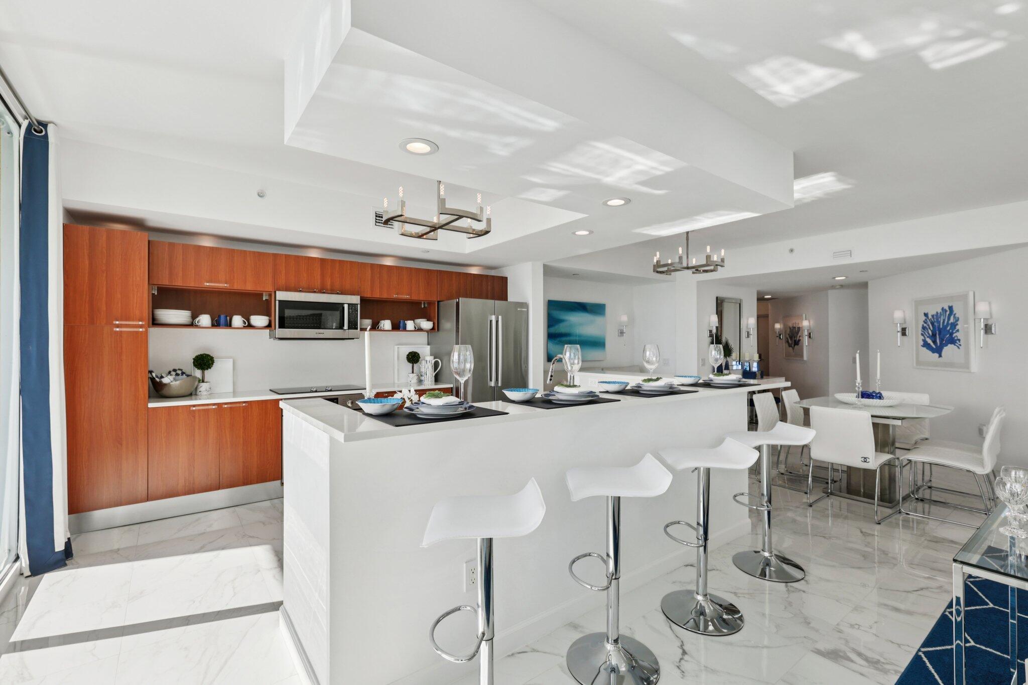 MARINA GRANDE RIVIERA BEACH CONDO - Residential