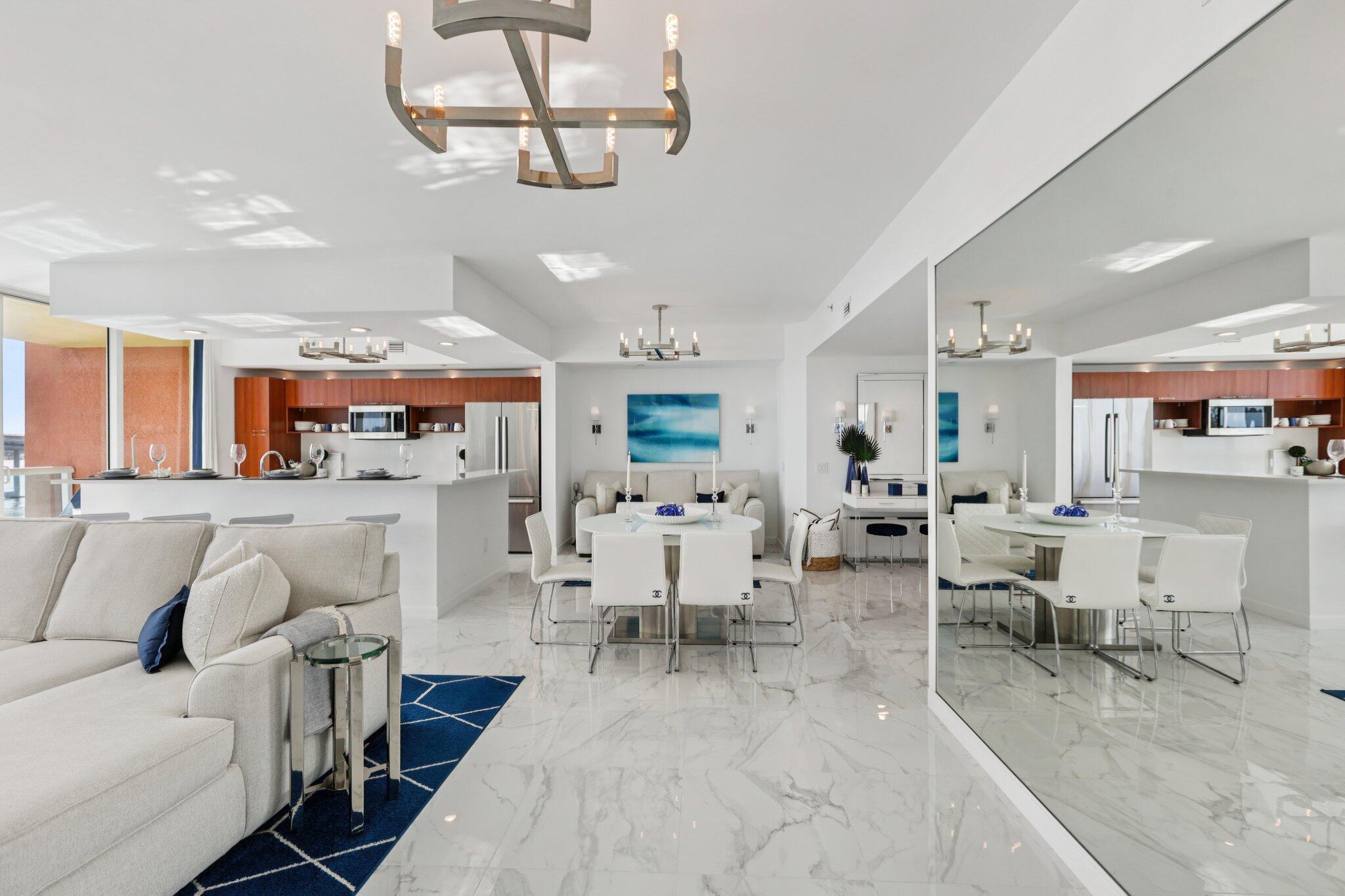 MARINA GRANDE RIVIERA BEA - Residential