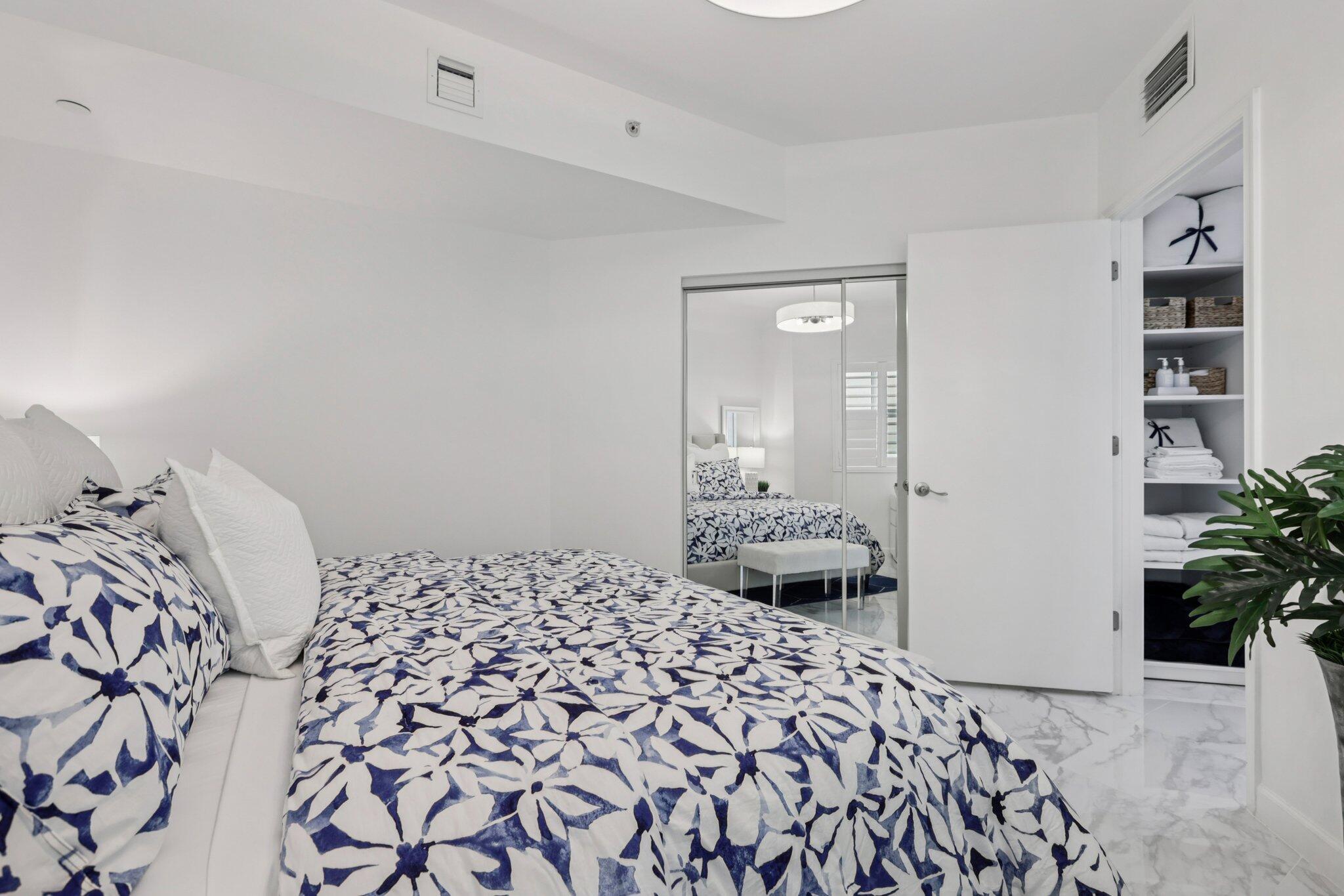 MARINA GRANDE RIVIERA BEA - Residential