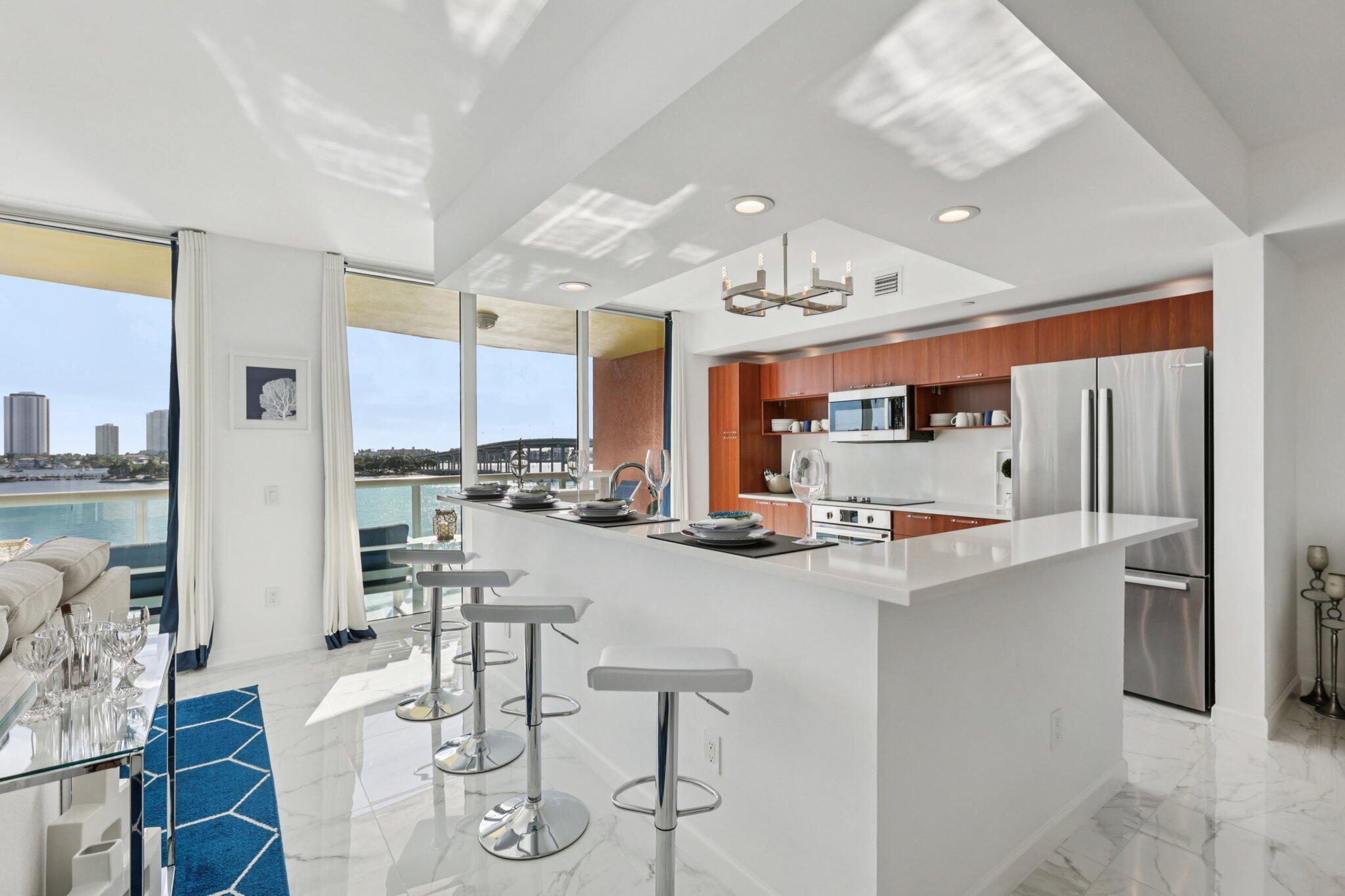 MARINA GRANDE RIVIERA BEA - Residential