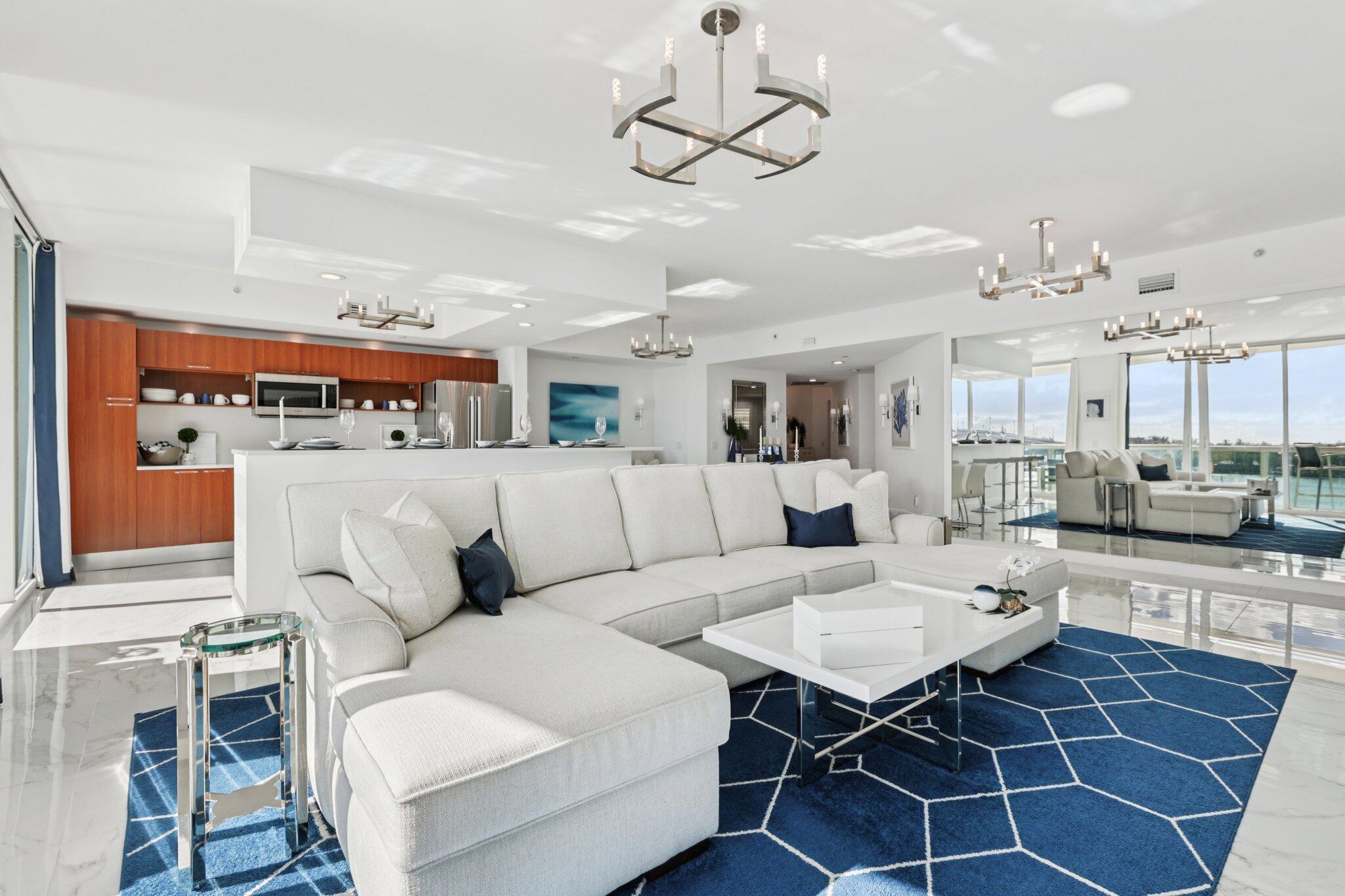 MARINA GRANDE RIVIERA BEA - Residential