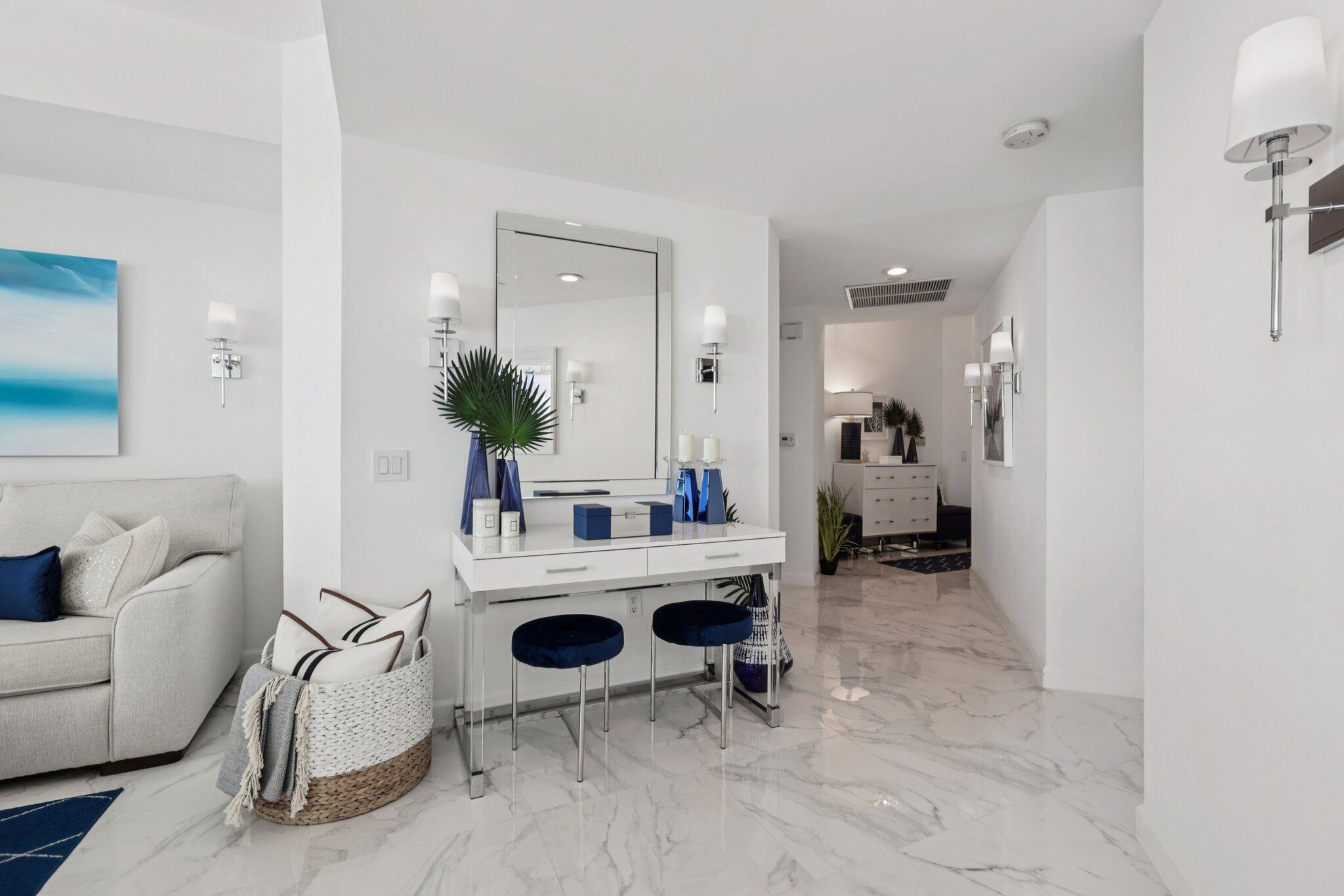 MARINA GRANDE RIVIERA BEA - Residential