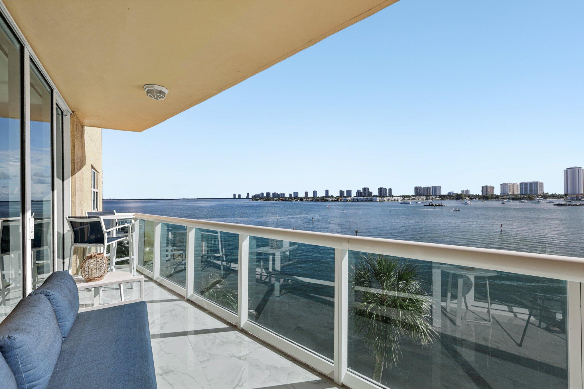 MARINA GRANDE RIVIERA BEA - Residential