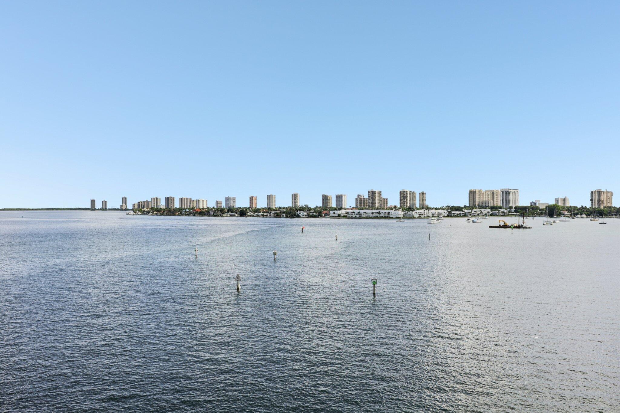 MARINA GRANDE RIVIERA BEA - Residential