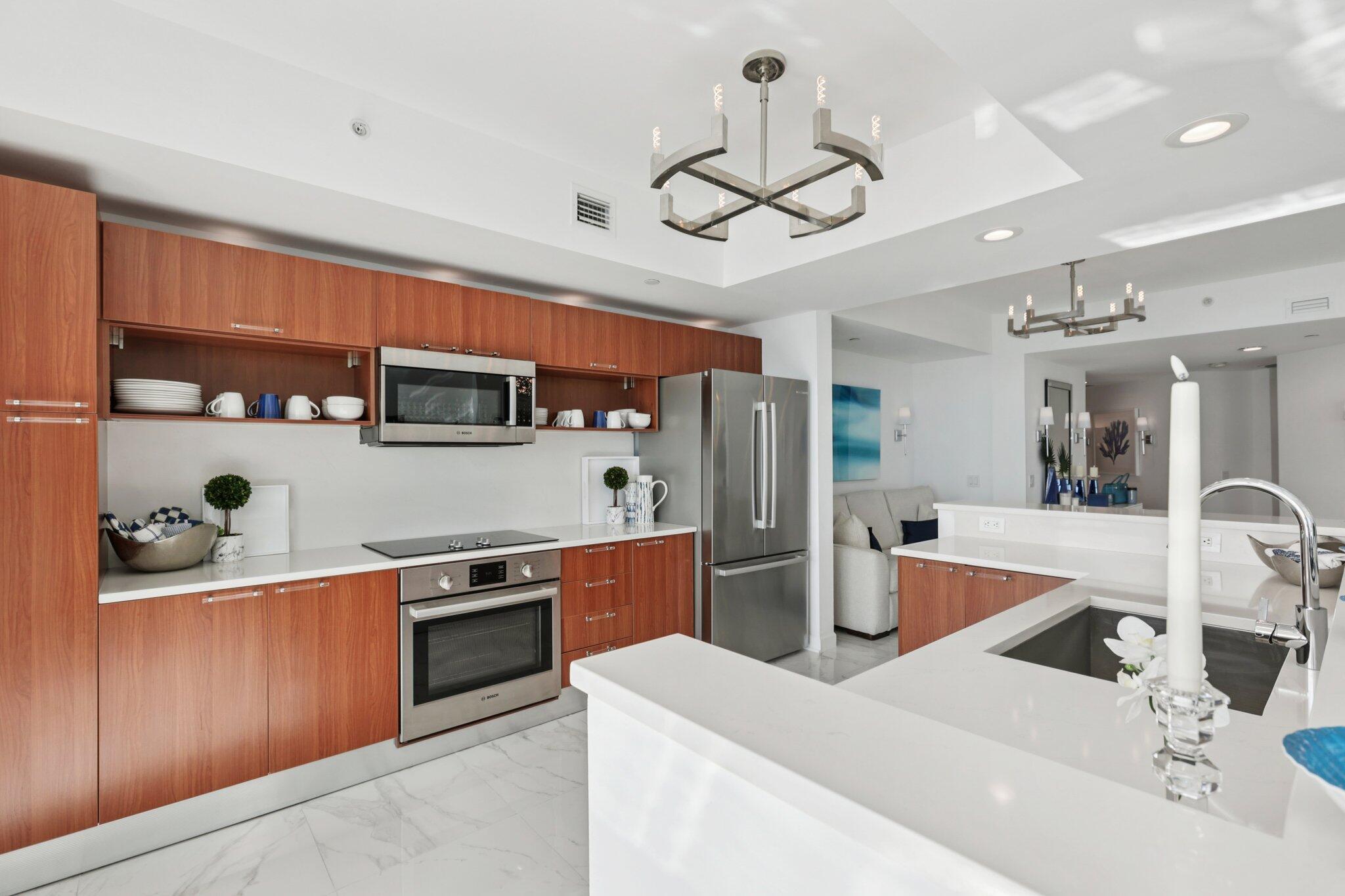 MARINA GRANDE RIVIERA BEA - Residential