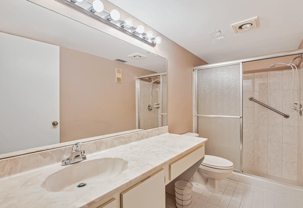 PALM CHASE CONDO - Residential