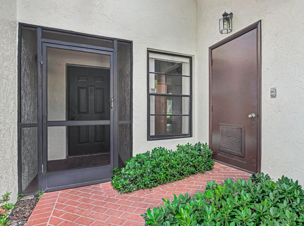PALM CHASE CONDO - Residential