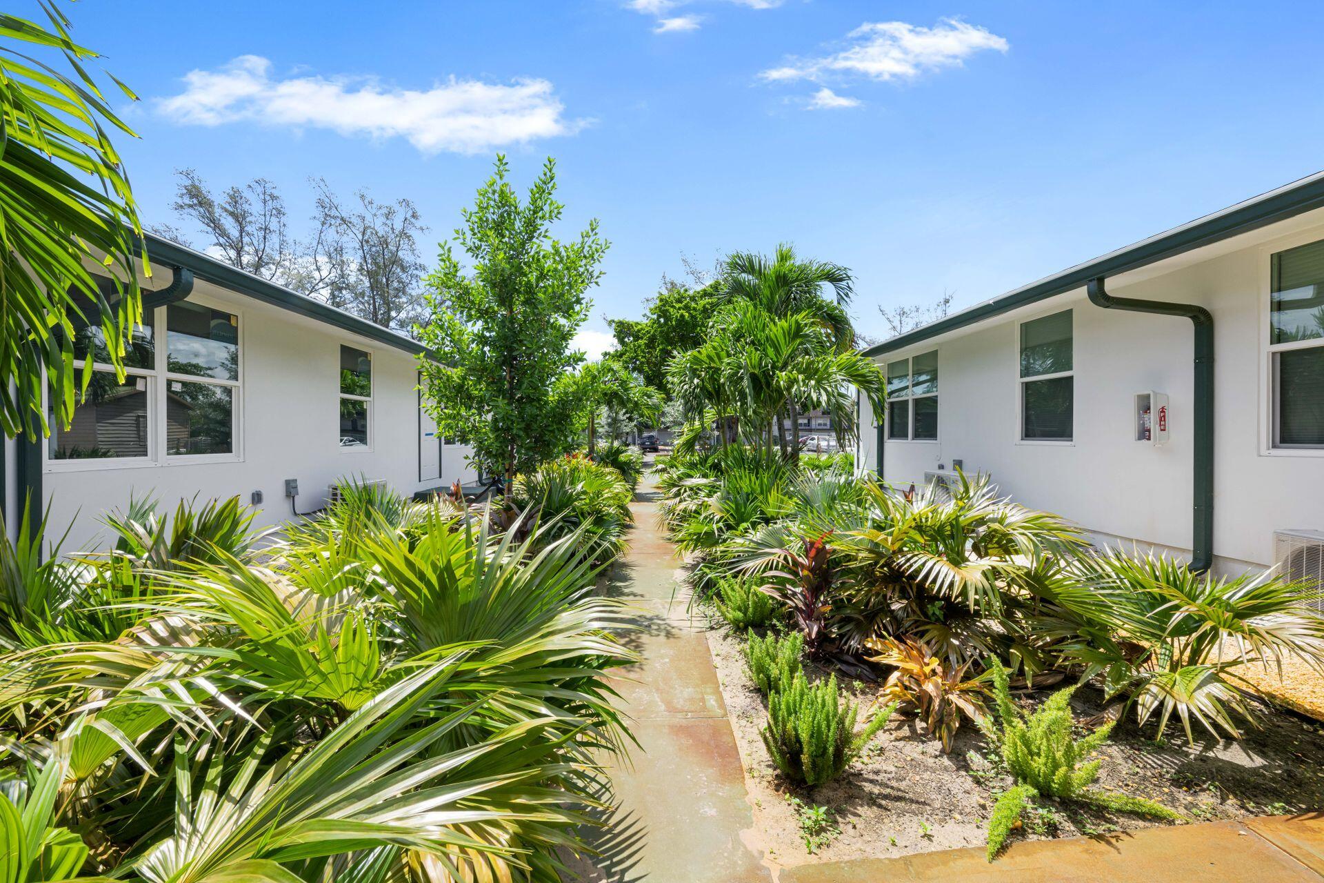 Brand new completely remodeled down to the studs. Outside completely remodeled too. Discover your perfect home in our newly renovated apartments featuring brand-new appliances. Ideally located near downtown and just a short stroll from the beach, these modern and stylish living spaces offer the best of both urban convenience and coastal relaxation. Enjoy the vibrant city life or unwind by the ocean, all within easy reach of your doorstep. Perfect for anyone seeking a blend of modern living and prime location.