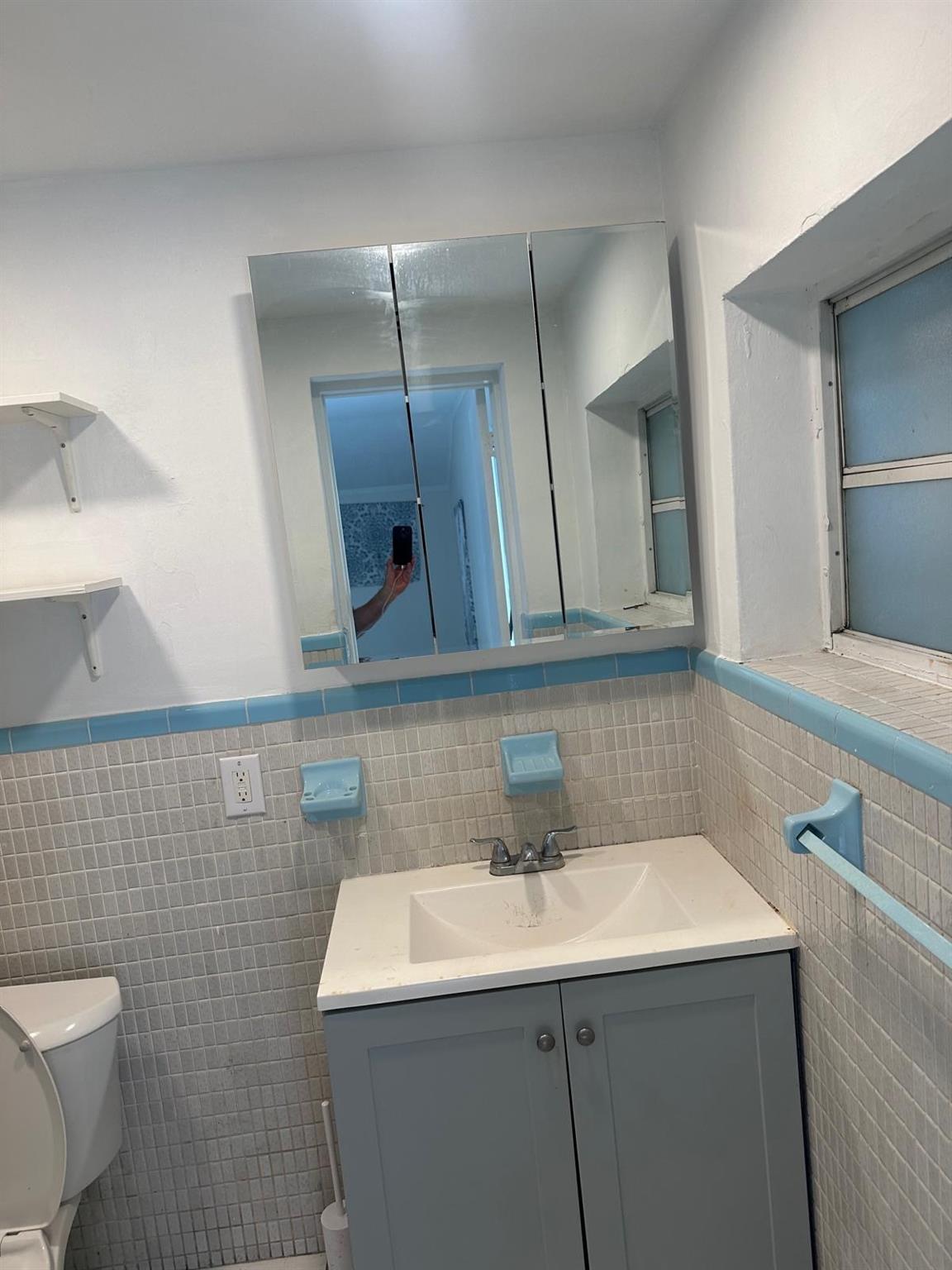 Alden Manor 24-8 B - Residential Lease