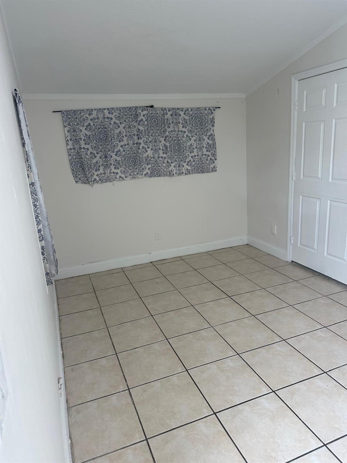 Alden Manor 24-8 B - Residential Lease