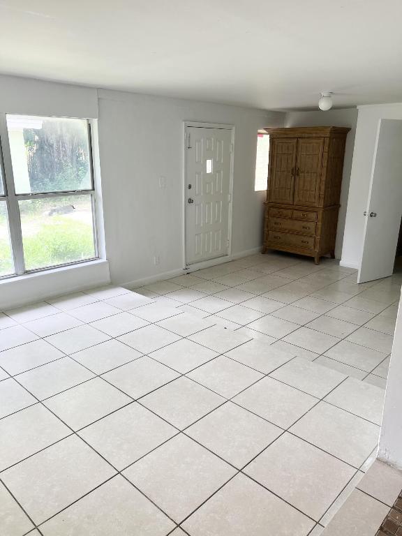 PALMETTO HARBOR - Residential Lease