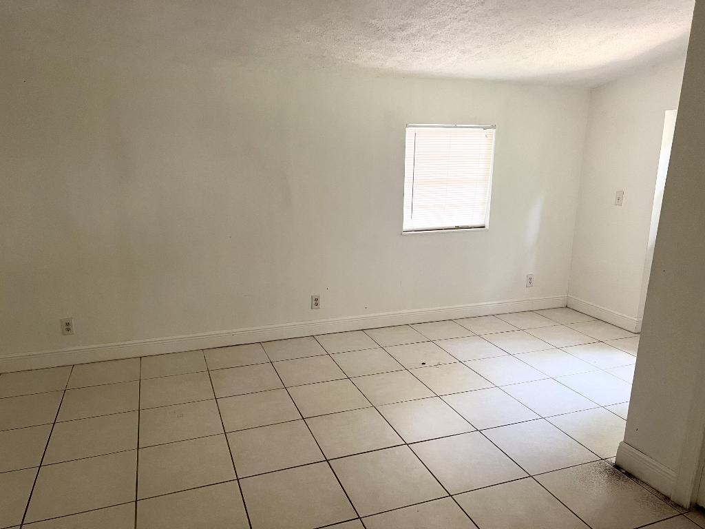 PALMETTO HARBOR - Residential Lease