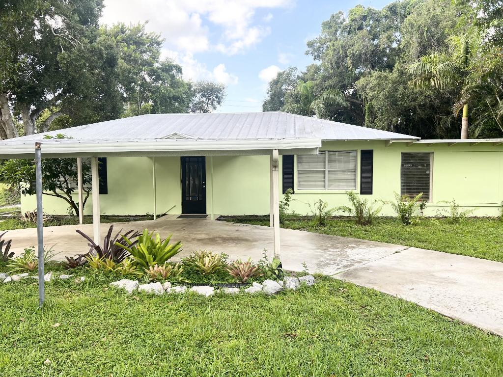 PALMETTO HARBOR - Residential Lease