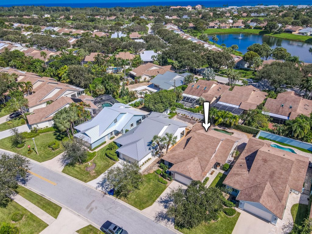Photo of 107 Landward Drive, Jupiter, FL 33477 (MLS # R11010567)
