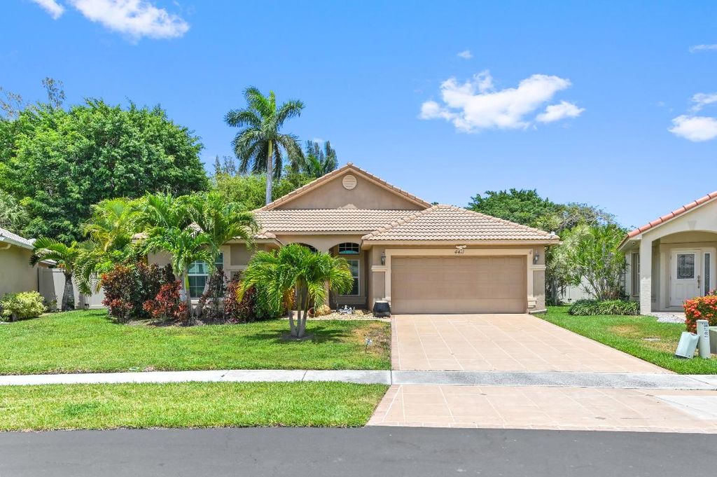 Photo of 4411 Sunset Cay Circle, Boynton Beach, FL 33436 (MLS # R11085793)