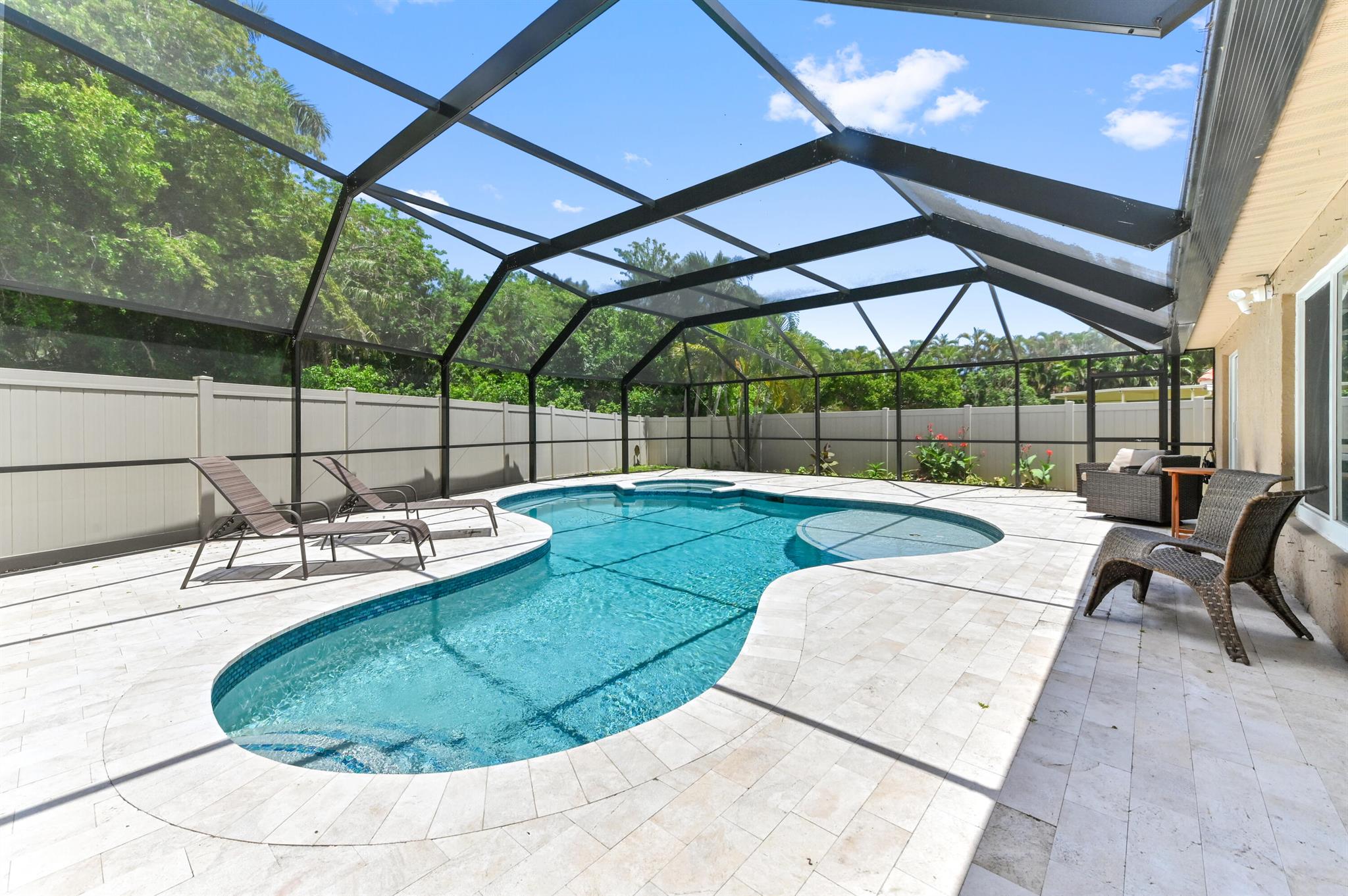4411 Sunset Cay Circle