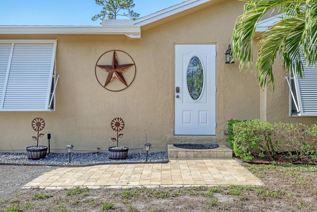 Photo of 15437 76th Road N, The Acreage, FL 33470 (MLS # R10992932)