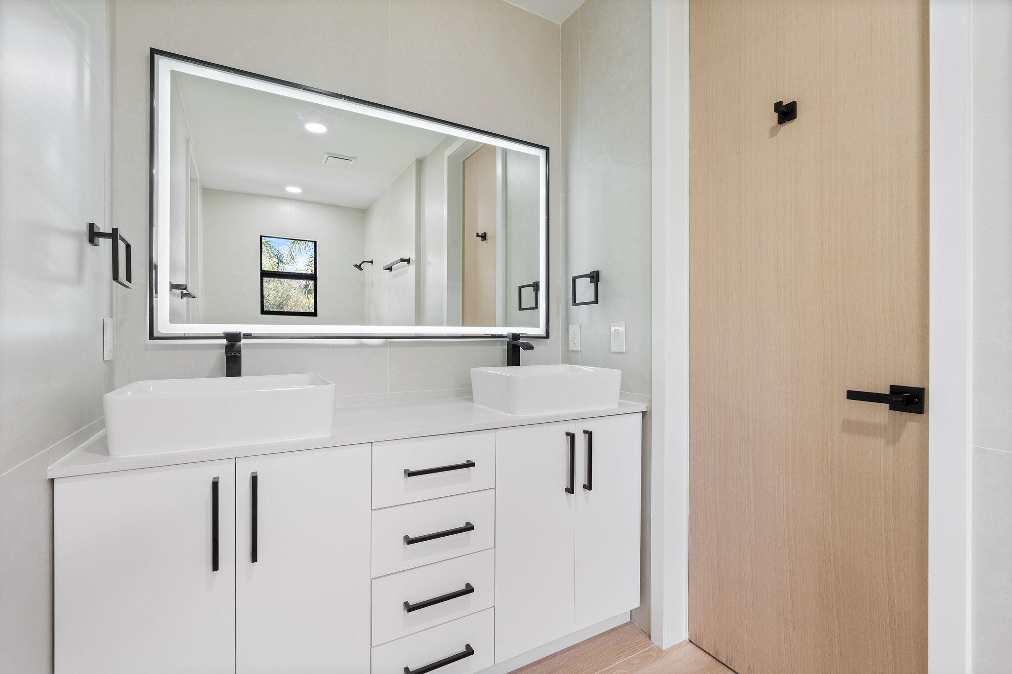 SUNSHINE RANCHES - Residential