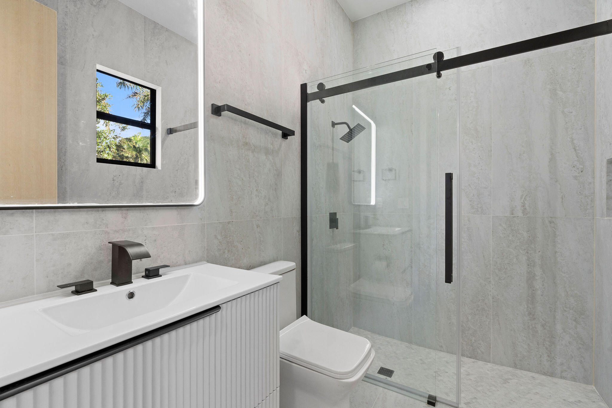 SUNSHINE RANCHES - Residential