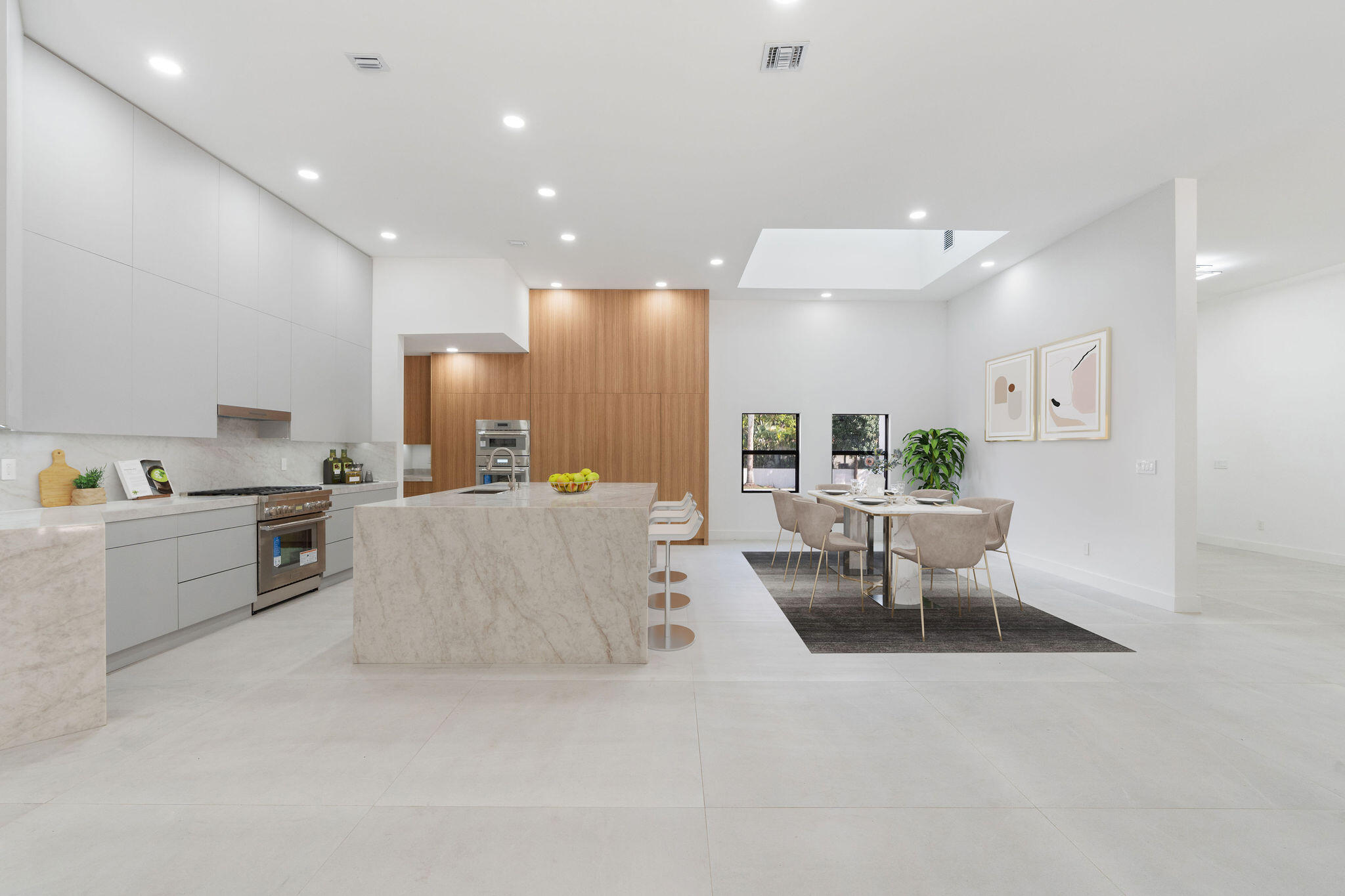 SUNSHINE RANCHES - Residential