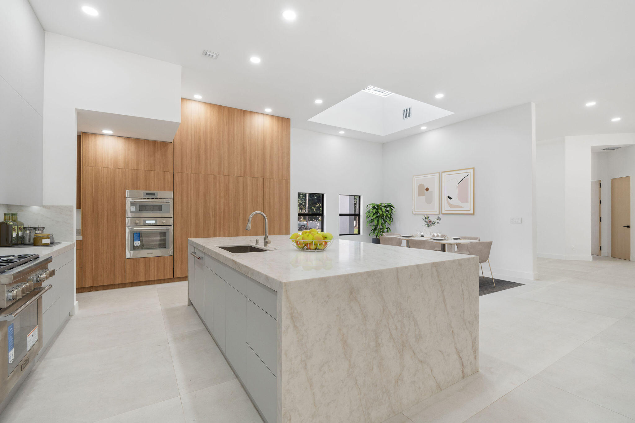 SUNSHINE RANCHES - Residential