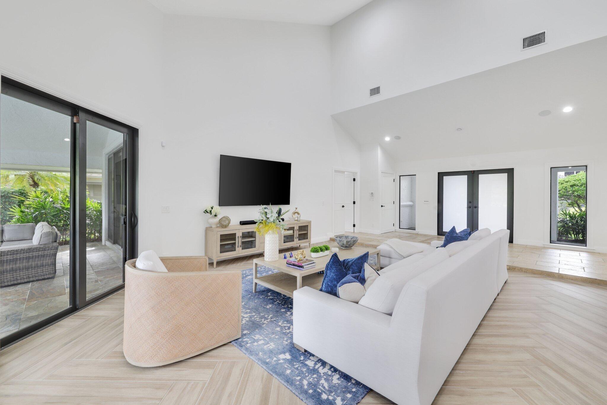 BOCA GROVE - Residential