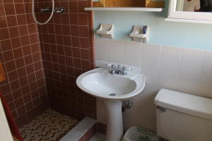 LAWN LAKE - Residential