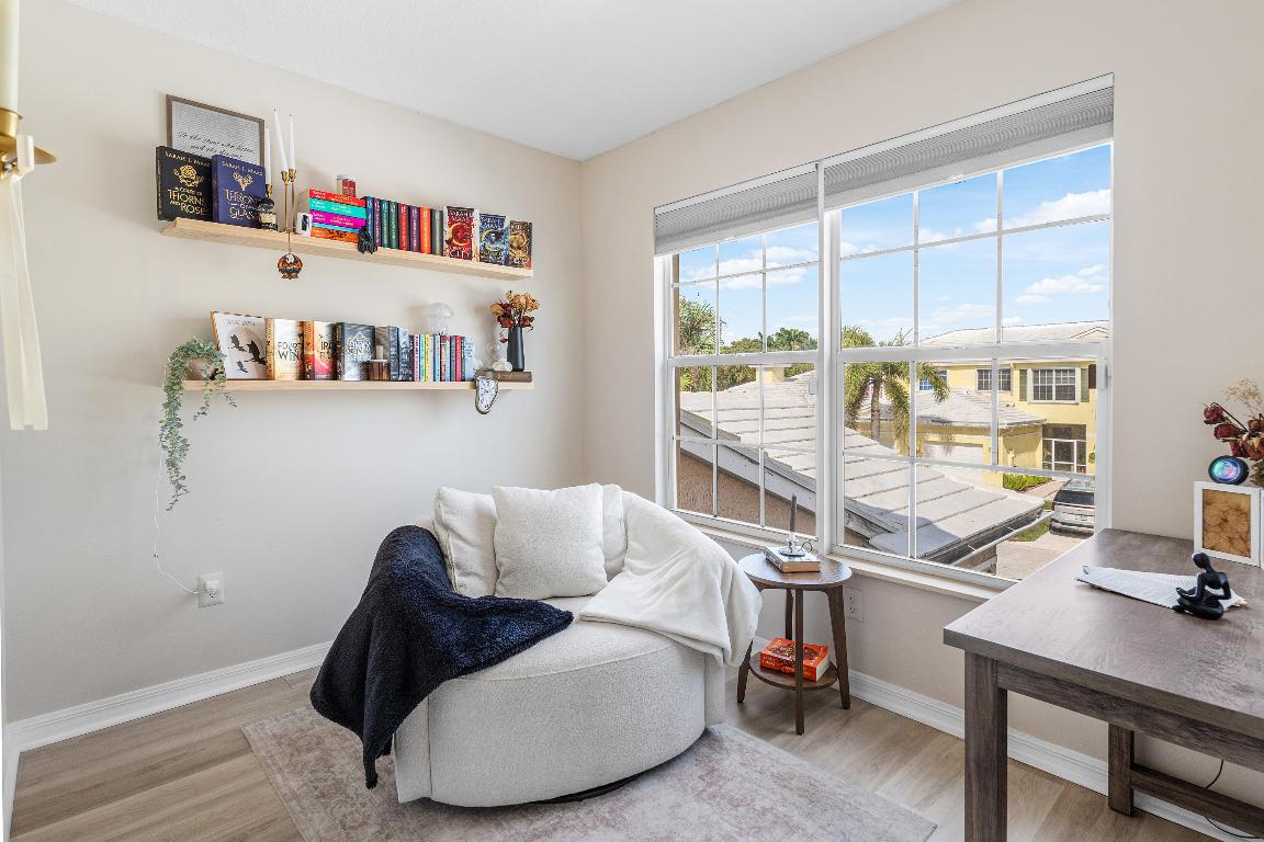 LANTERN KEY - Residential