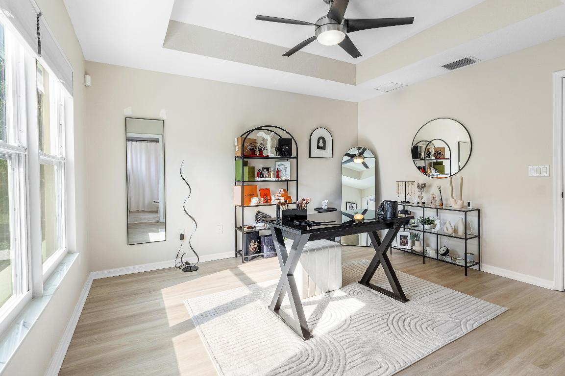 LANTERN KEY - Residential