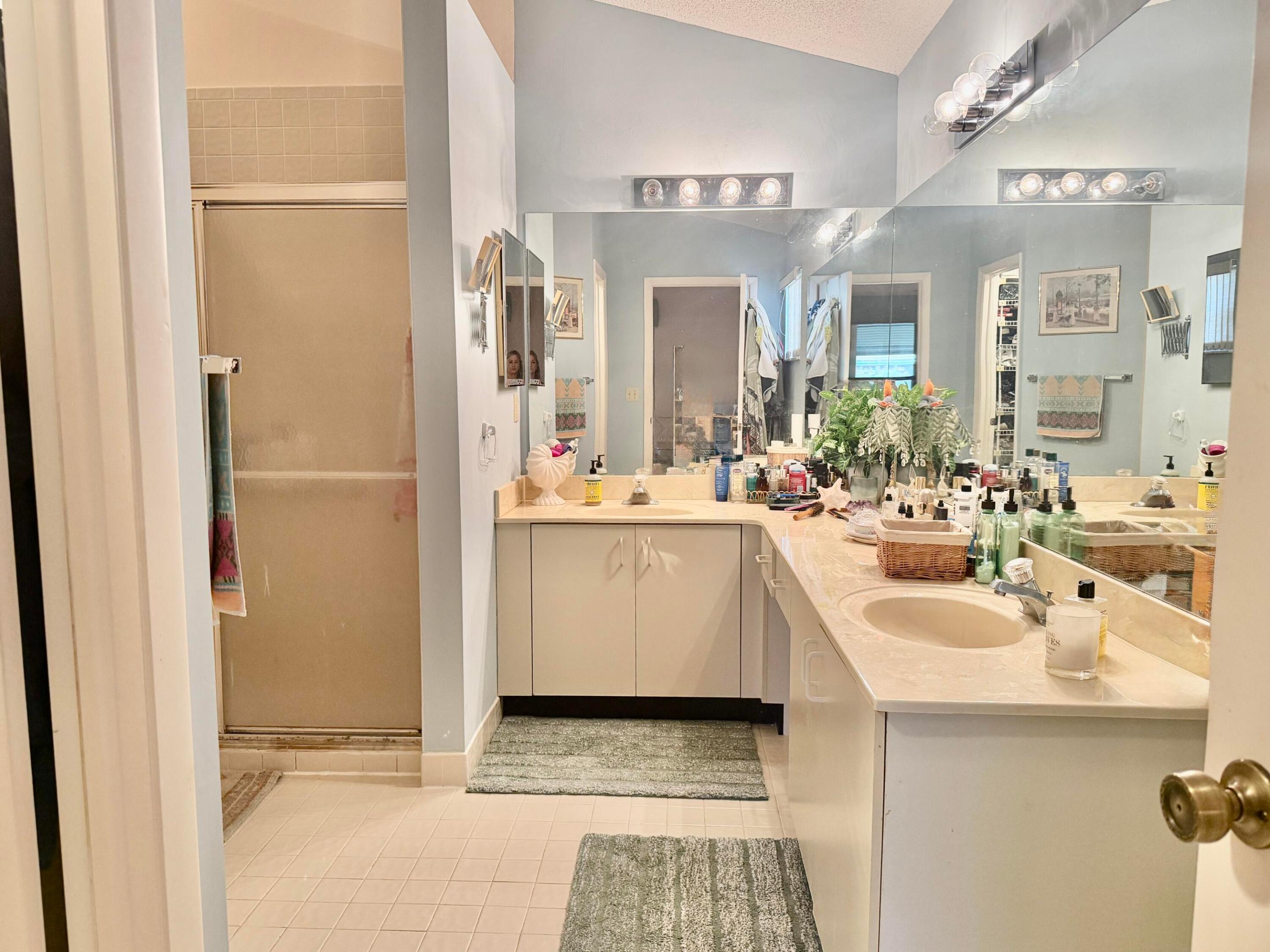 BRIGHTON LAKES - Residential