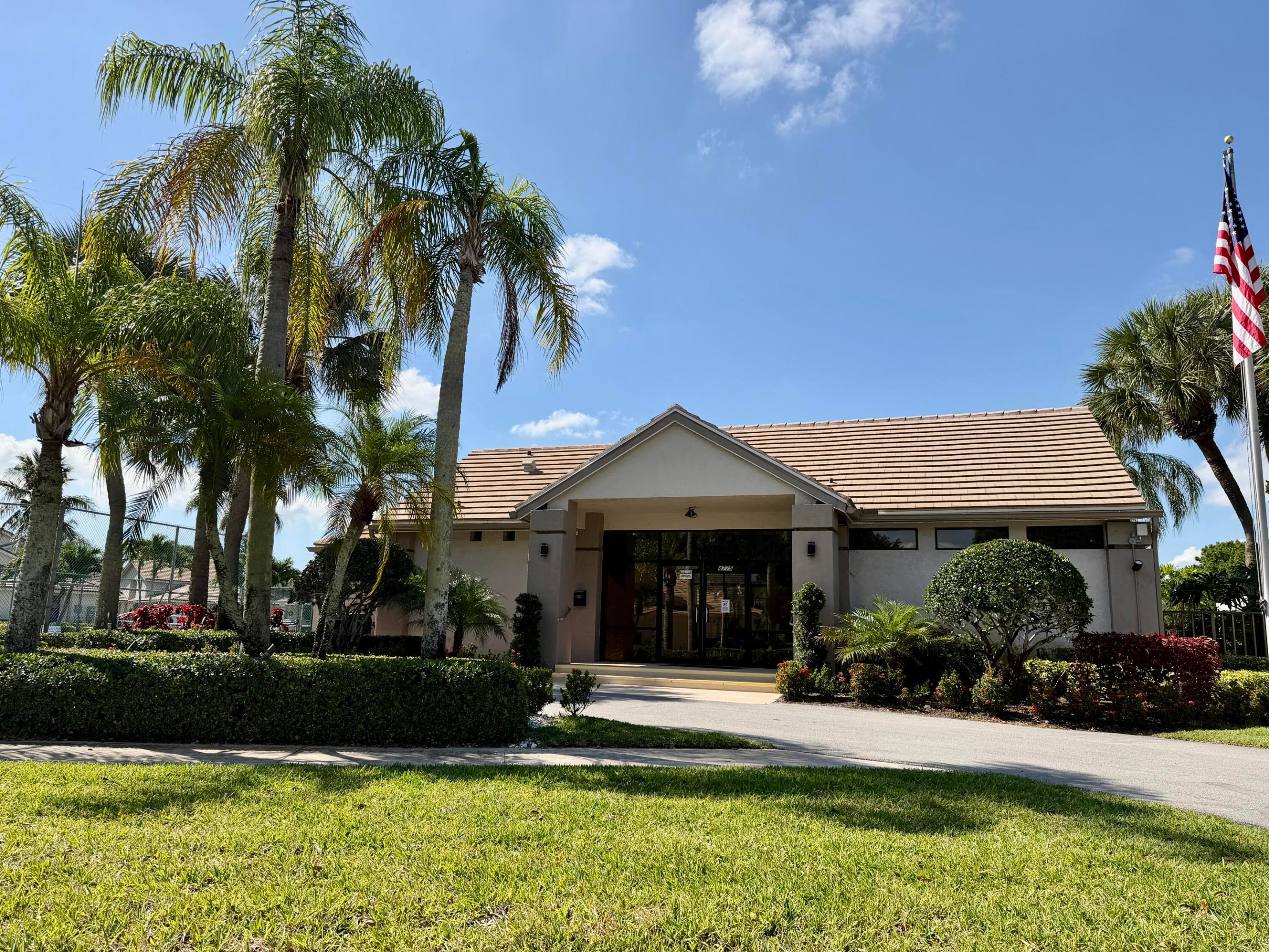 BRIGHTON LAKES - Residential