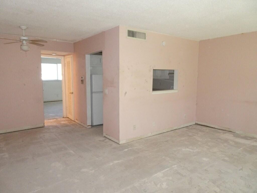 Snug Harbor Gardens Condo - Residential