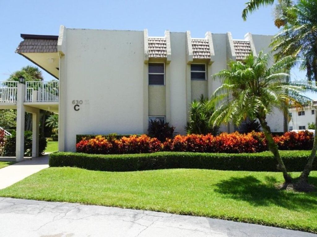 Photo of 630 Snug Harbor Drive #C6, Boynton Beach, FL 33435 (MLS # R11134592)