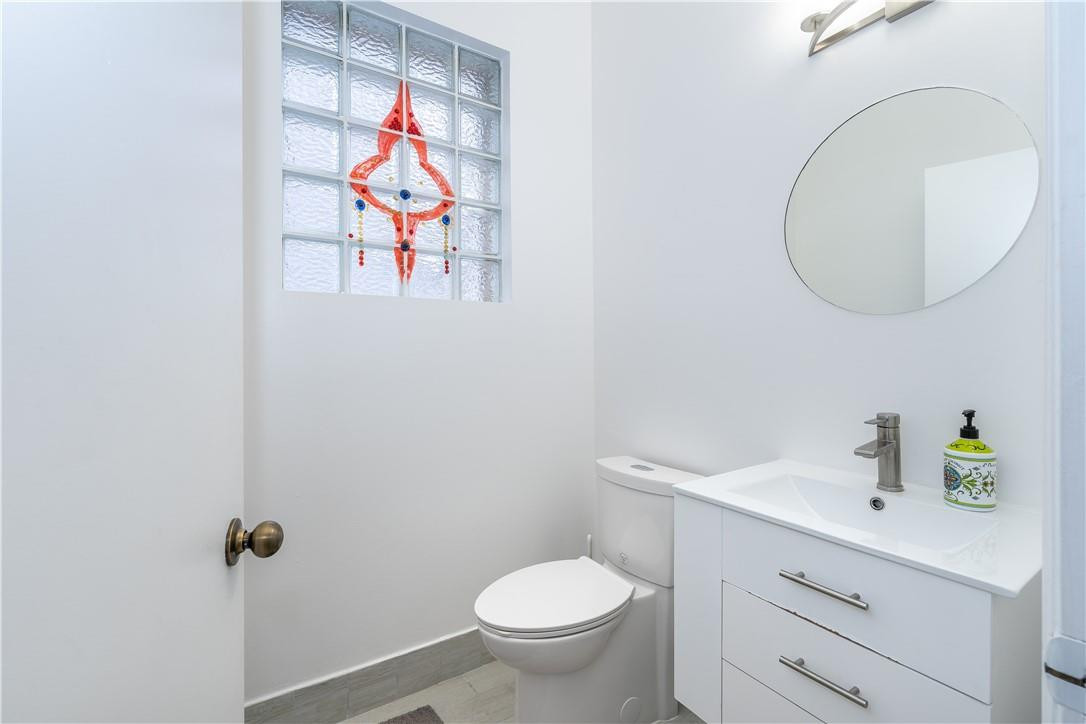 Maple Ridge 167-38 B - Residential