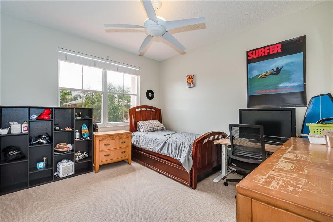 Maple Ridge 167-38 B - Residential