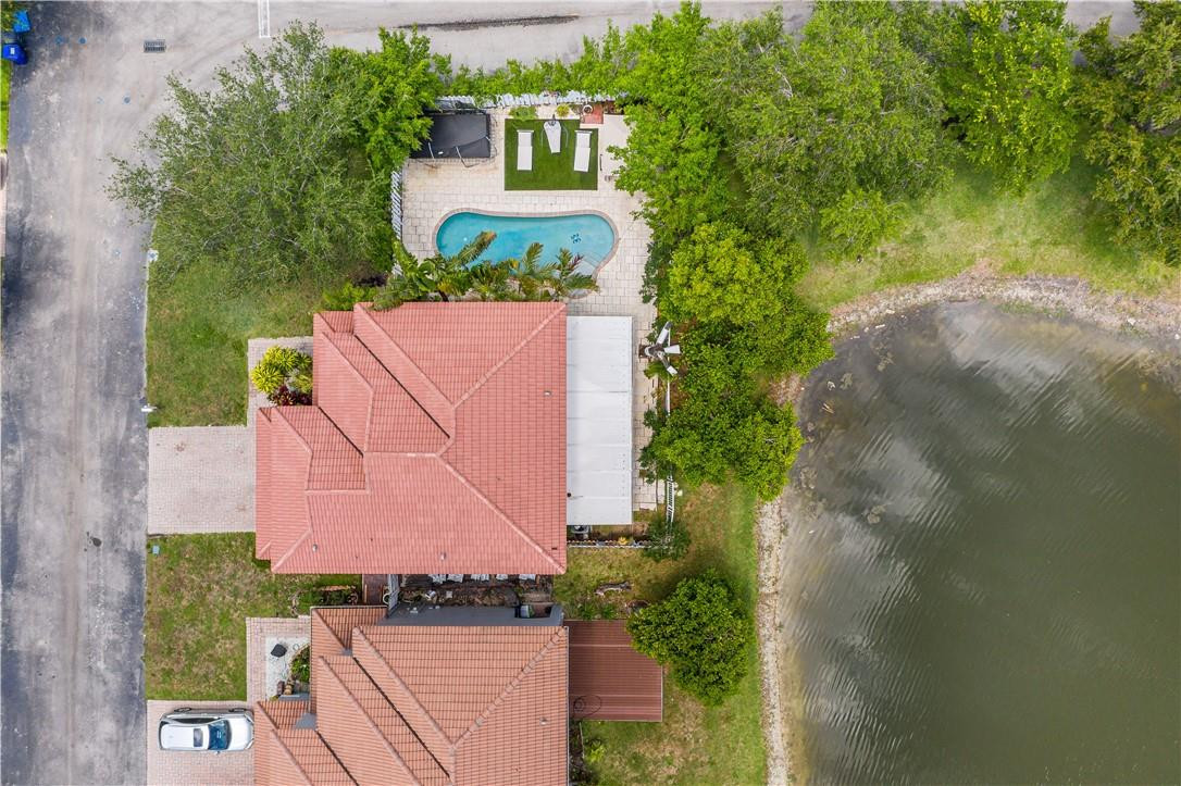 Maple Ridge 167-38 B - Residential