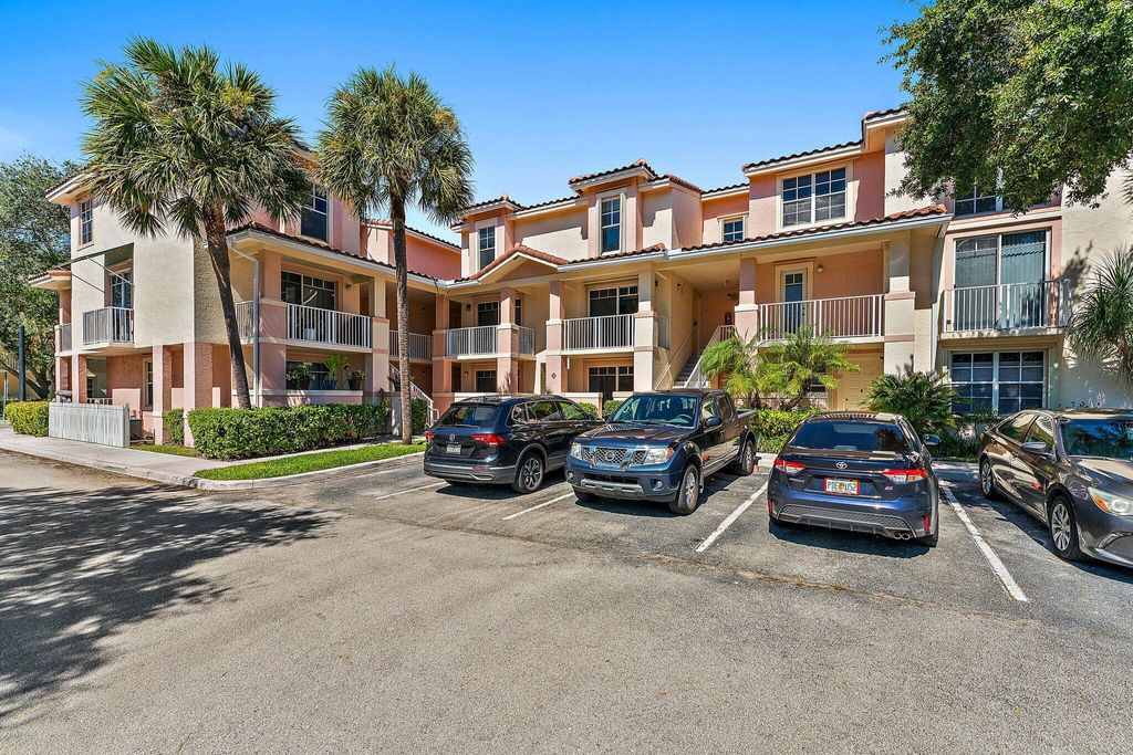 Photo of 1080 University Boulevard #11, Jupiter, FL 33458 (MLS # R10927701)