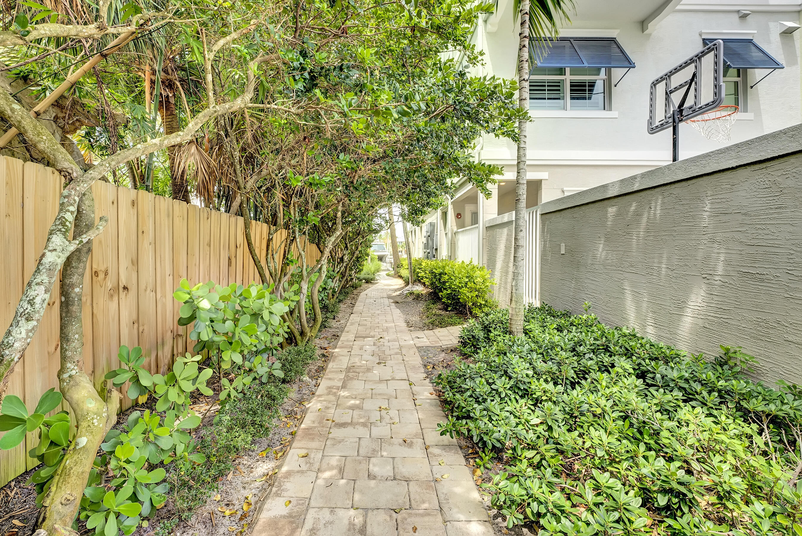 HARBOR VILLAS PALM BEACH CONDO - Residential