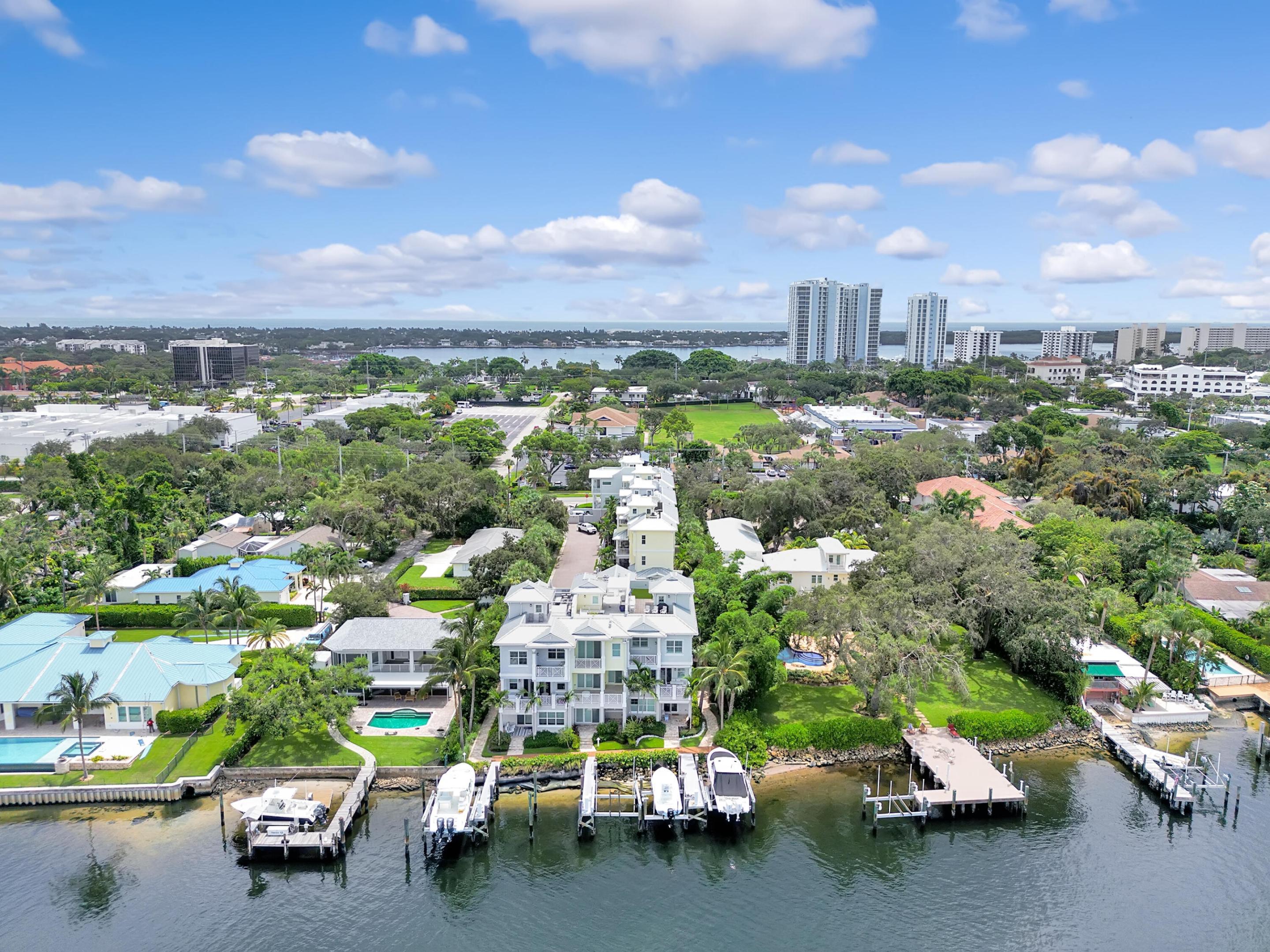 1045 Harbor Villas Drive 5