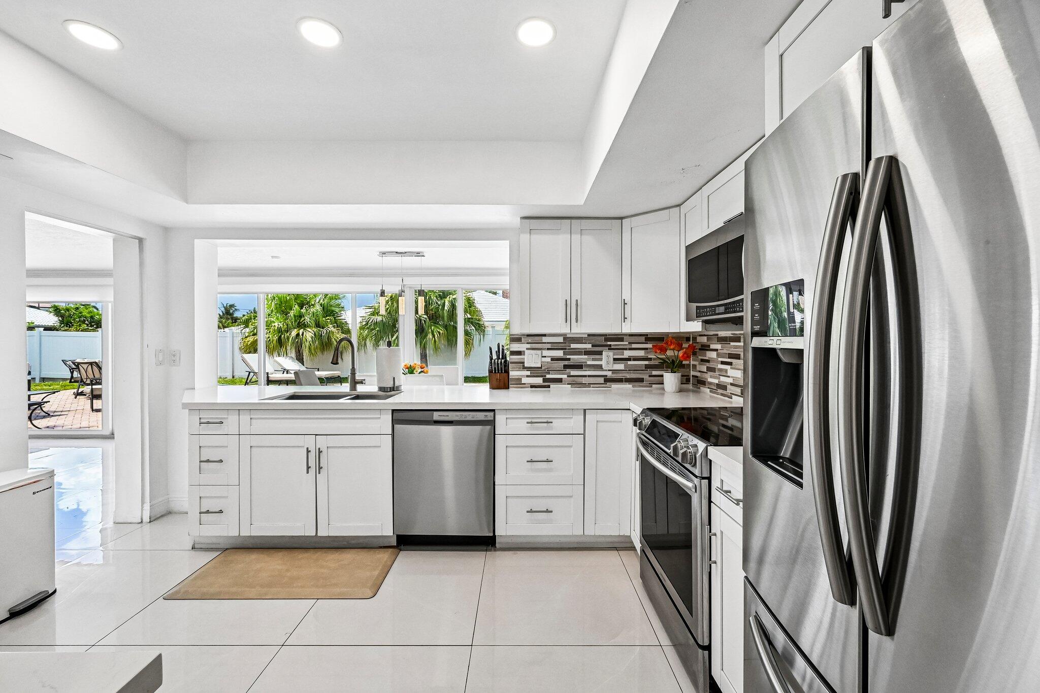 VENETIAN ISLES 2ND SEC - Residential