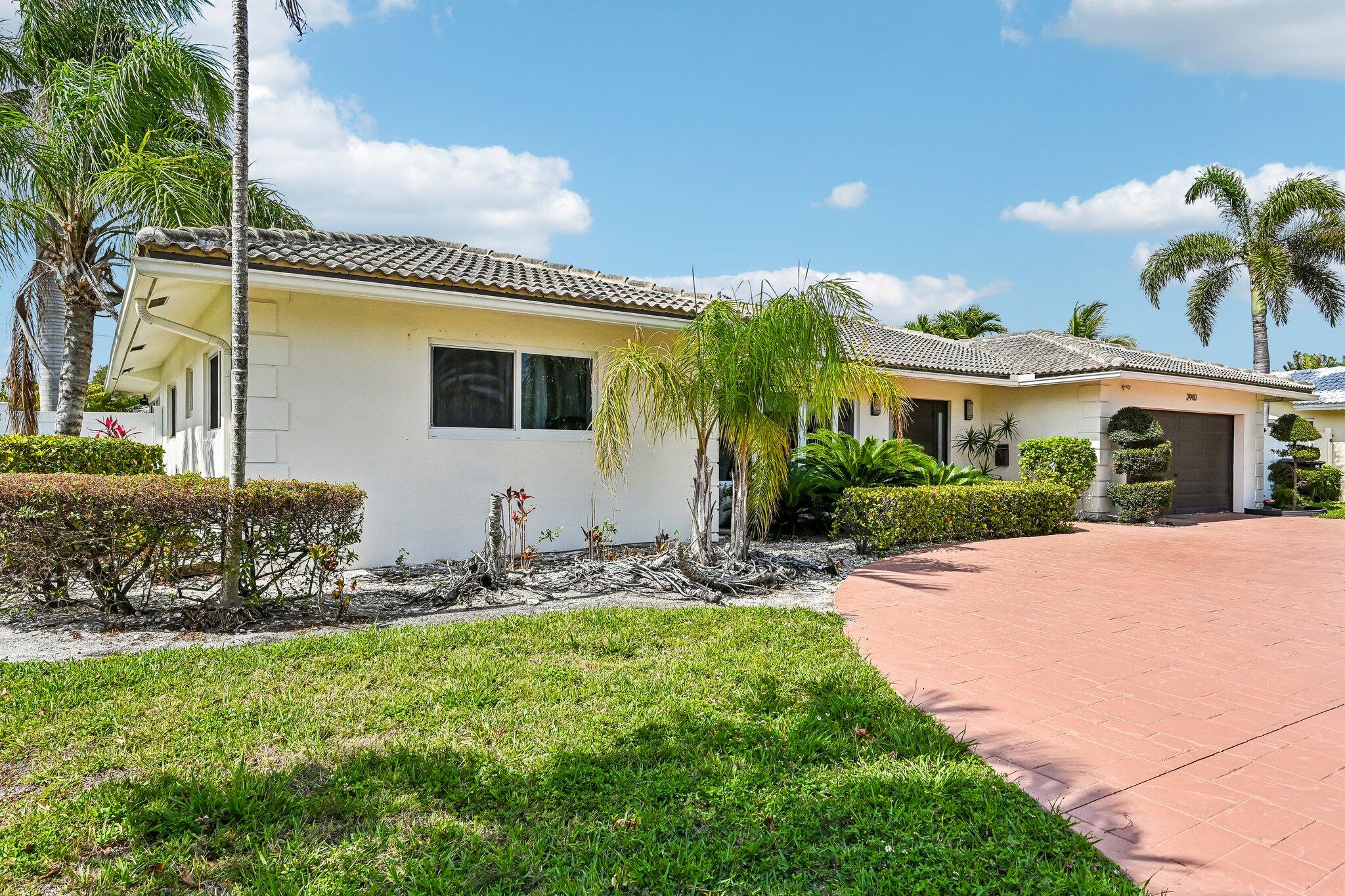 VENETIAN ISLES 2ND SEC - Residential