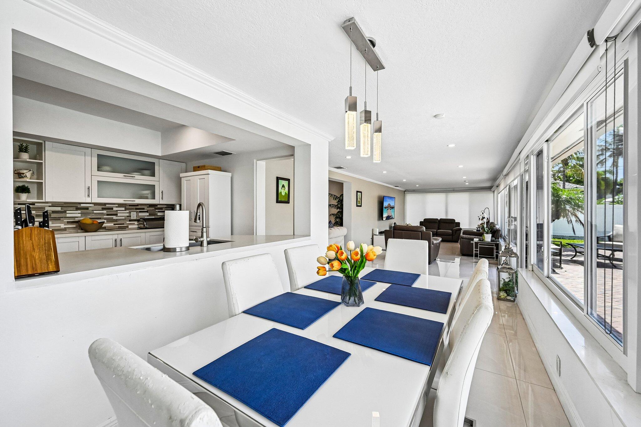 VENETIAN ISLES 2ND SEC - Residential