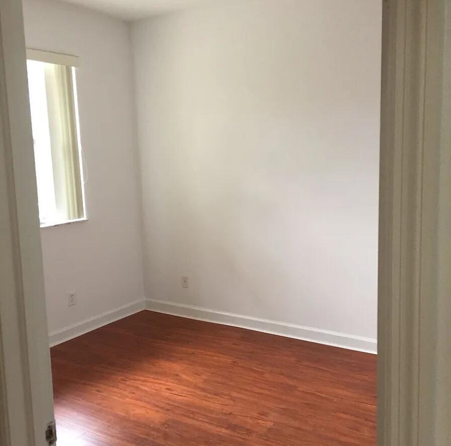 SUGAR POND MANOR OF WELLI - Residential Lease