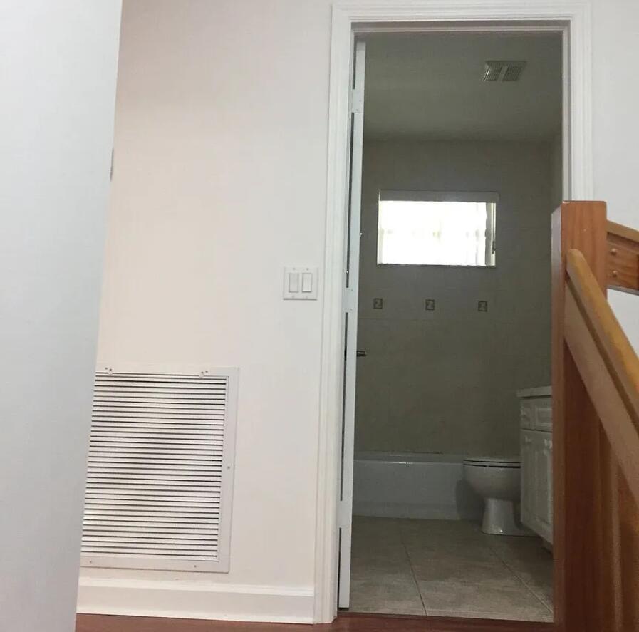 SUGAR POND MANOR OF WELLI - Residential Lease